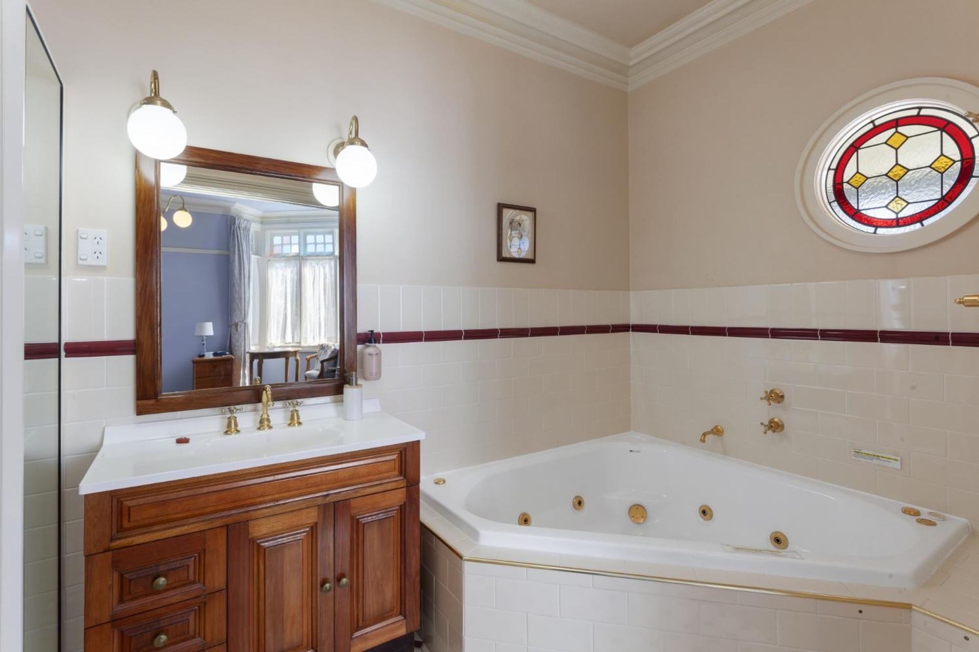 ليورا Bethany Manor B&B, Call Us For Cheapest Rates المظهر الخارجي الصورة